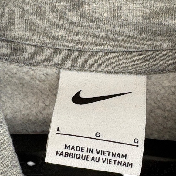 Nike St. Thomas MN St. Paul Sweatshirt Gray Size Large **Flaw - Picture 4 of 6